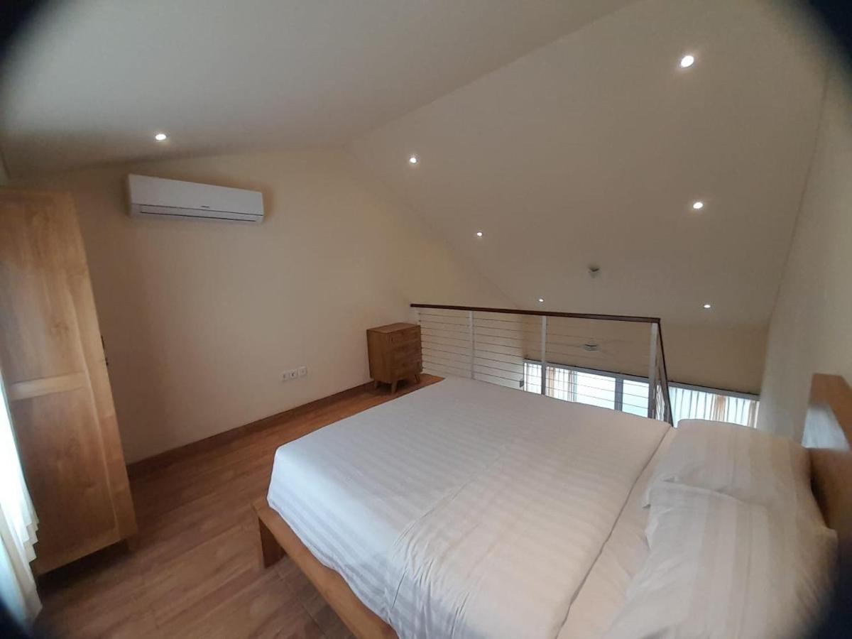 Lotus Lofts Seminyak Apartment Exterior foto